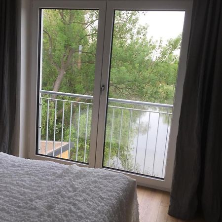 Familienfreundliche Ferienwohnung Am See Sömmerda Екстериор снимка