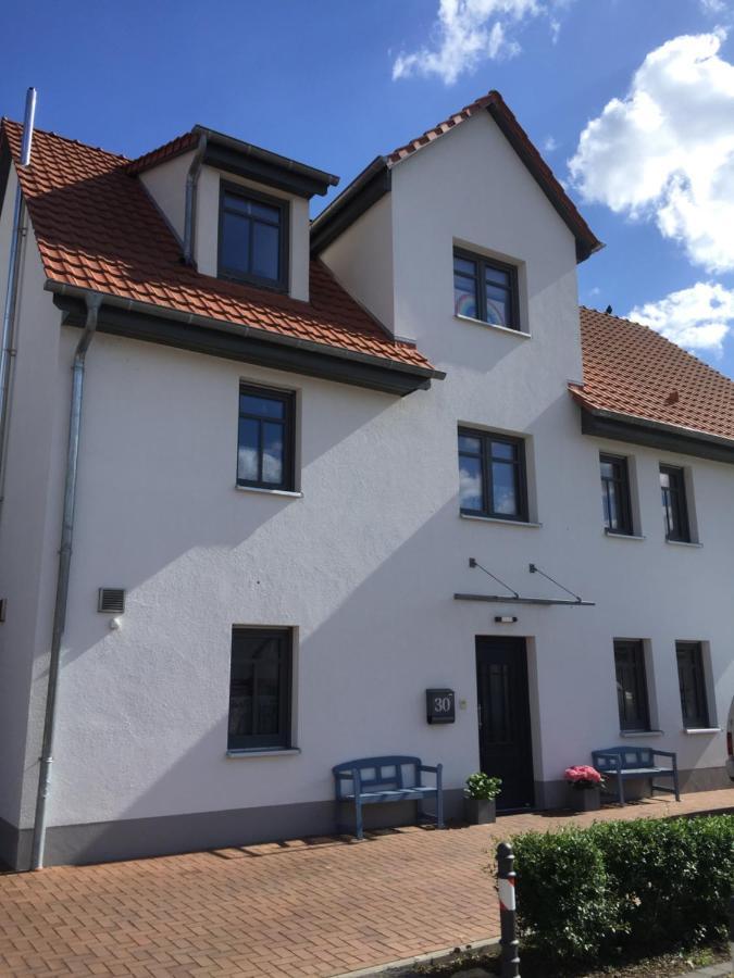 Familienfreundliche Ferienwohnung Am See Sömmerda Екстериор снимка